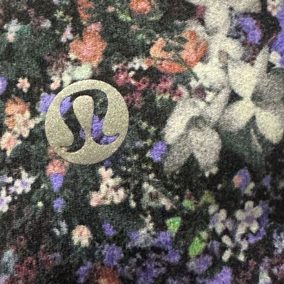 Lululemon leggings Womens size 0 Align High-Rise Crop 21” Flower Burst Multi - Picture 3 of 8